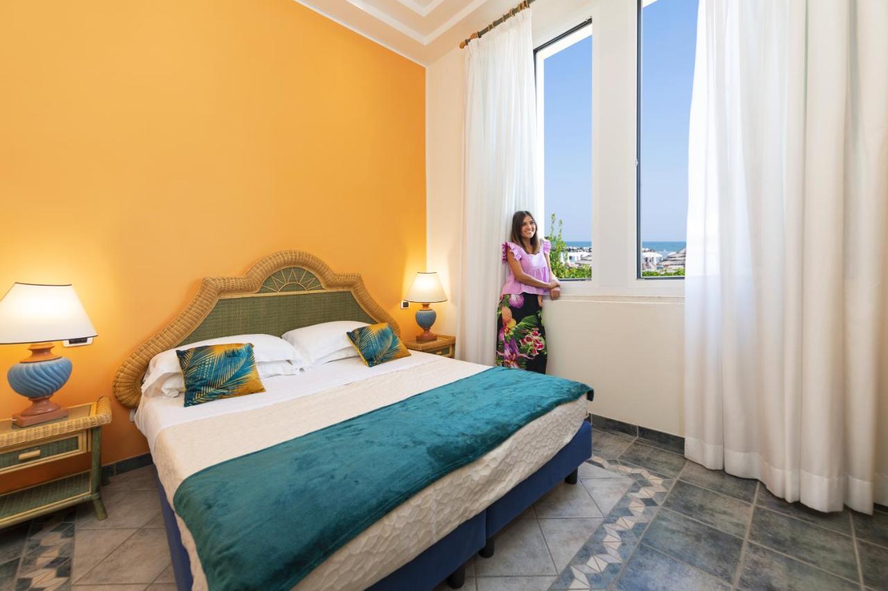 Hotel Orizzonte ベラーリア・イジェア・マリーナ エクステリア 写真