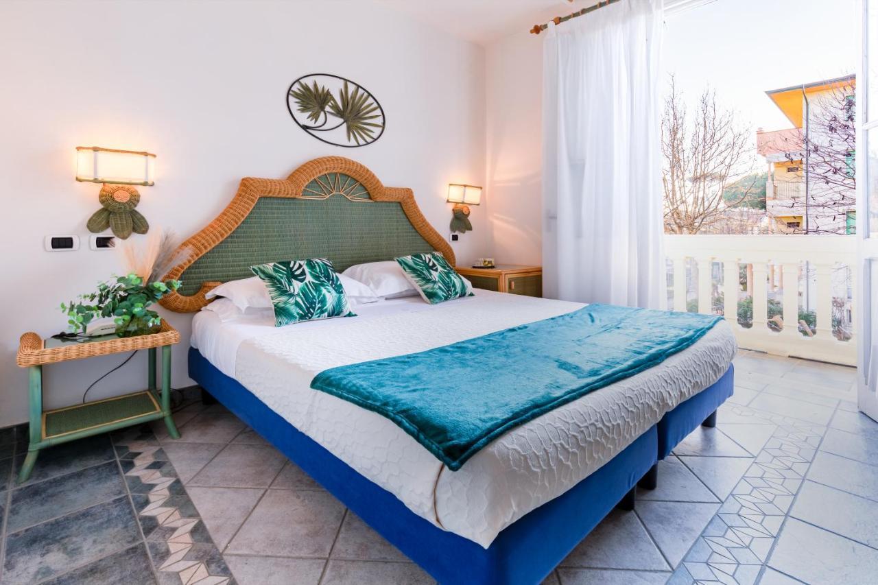 Hotel Orizzonte ベラーリア・イジェア・マリーナ エクステリア 写真